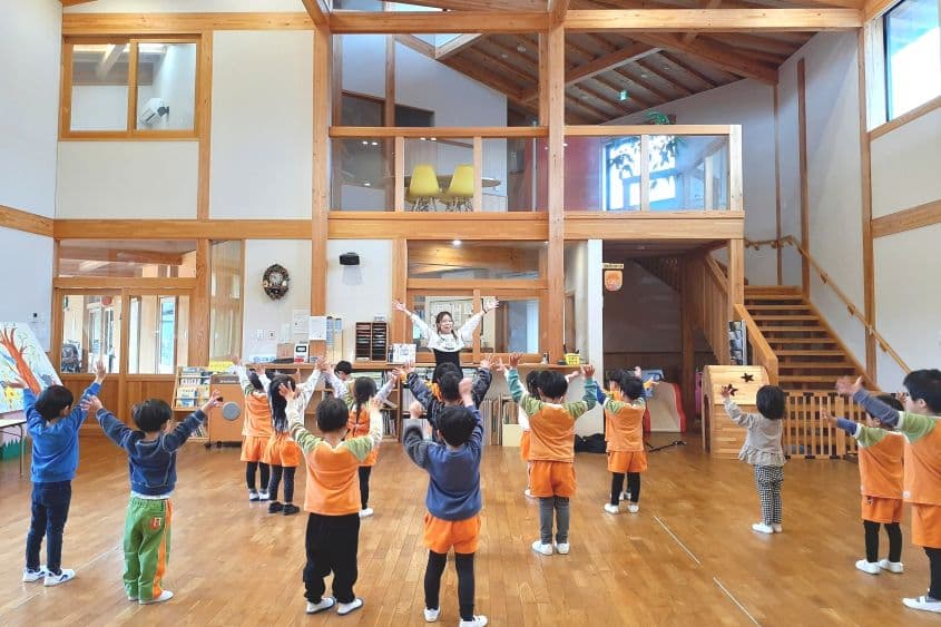 幼保連携型認定こども園ひなぎくこども園のカバー画像