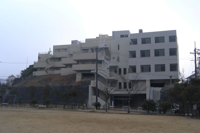 介護付有料老人ホーム ゼフィール白川のカバー画像