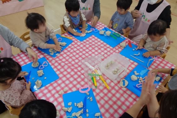 リトルキッズ保育園のカバー画像