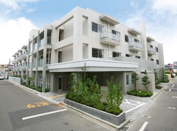 グランダ上杉雨宮のカバー画像